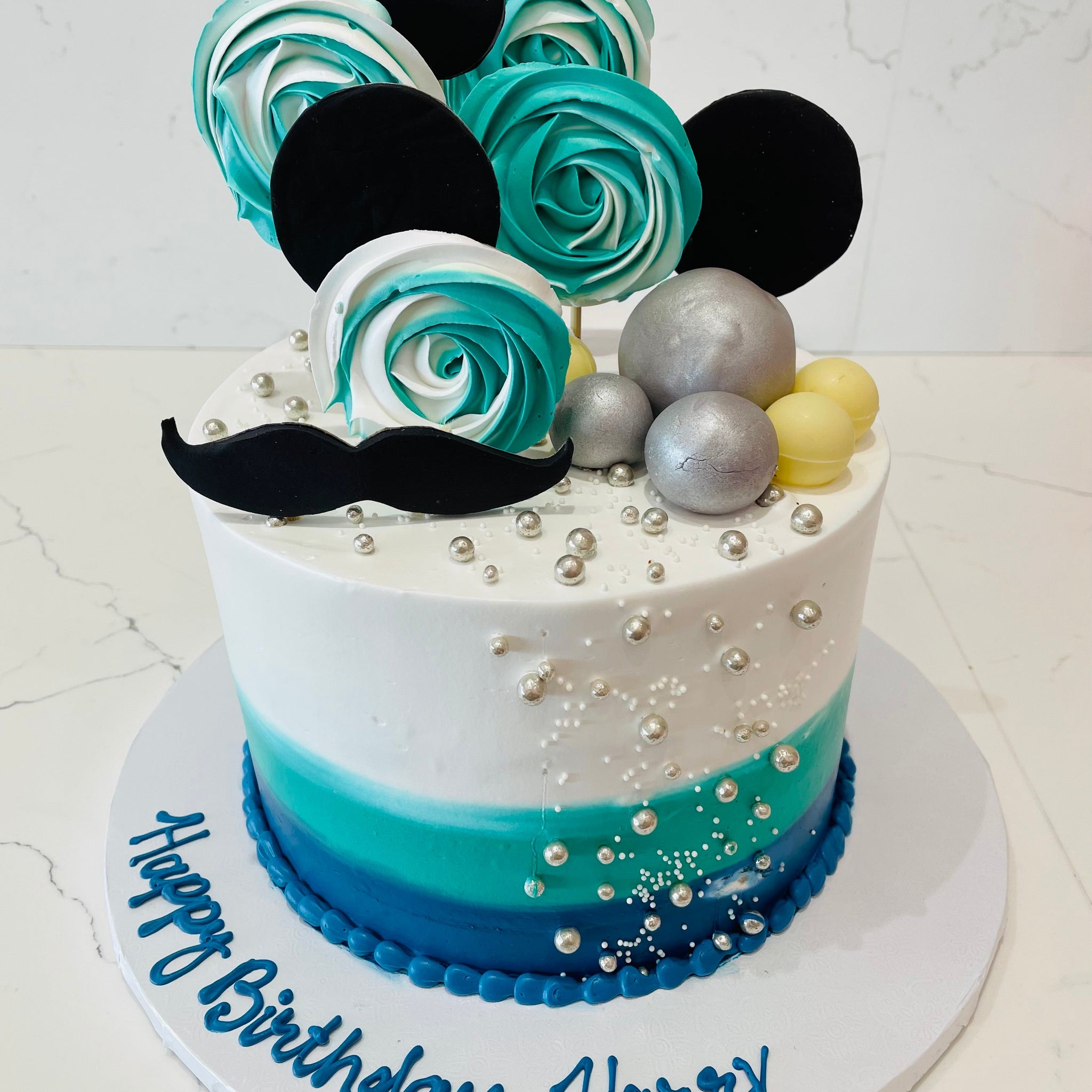 HARRY MOUSTACHE CREAM CAKE