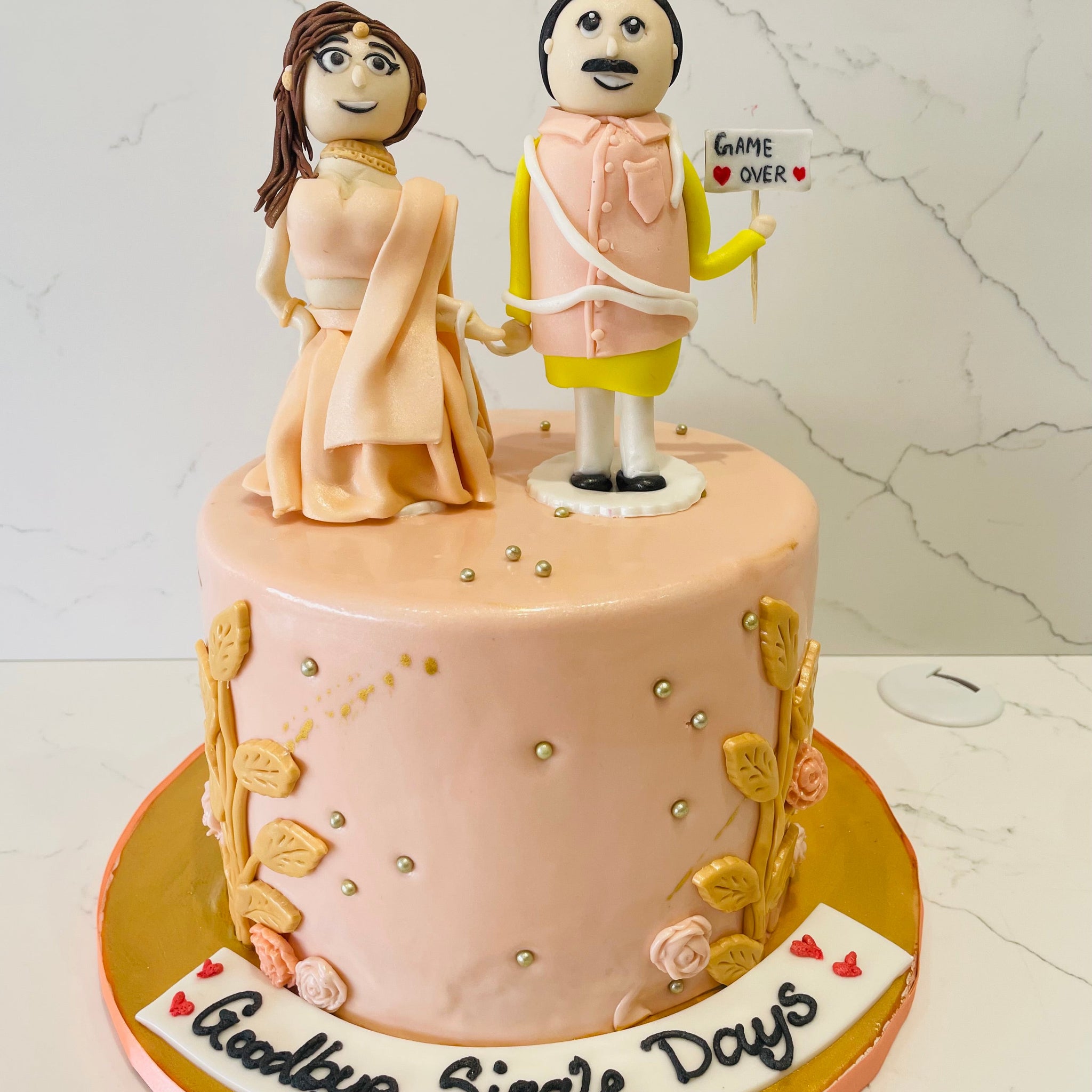 INDIAN COUPLE WEDDING CAKE