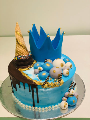 FIRST BIRTHDAY CROWN CAKE