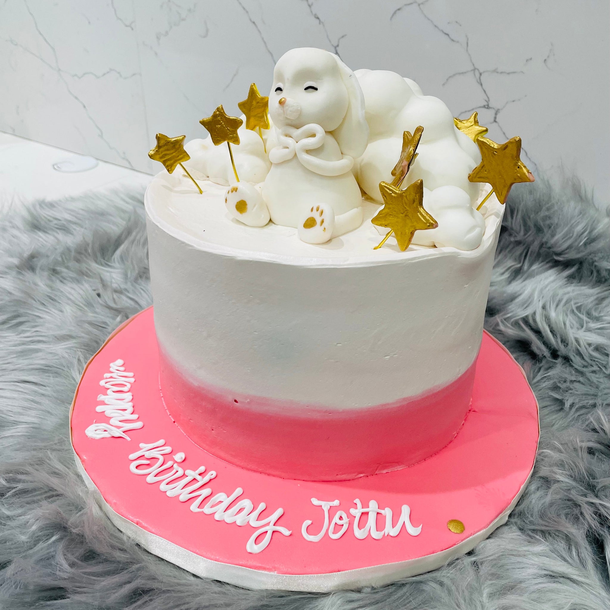 BUNNY CREAM CAKE