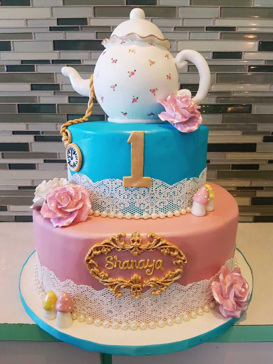 Alice in Wonderland Birthday Cake