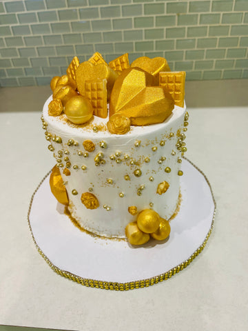 WHITE AND GOLD HEARTS BIRTHDAY CAKE