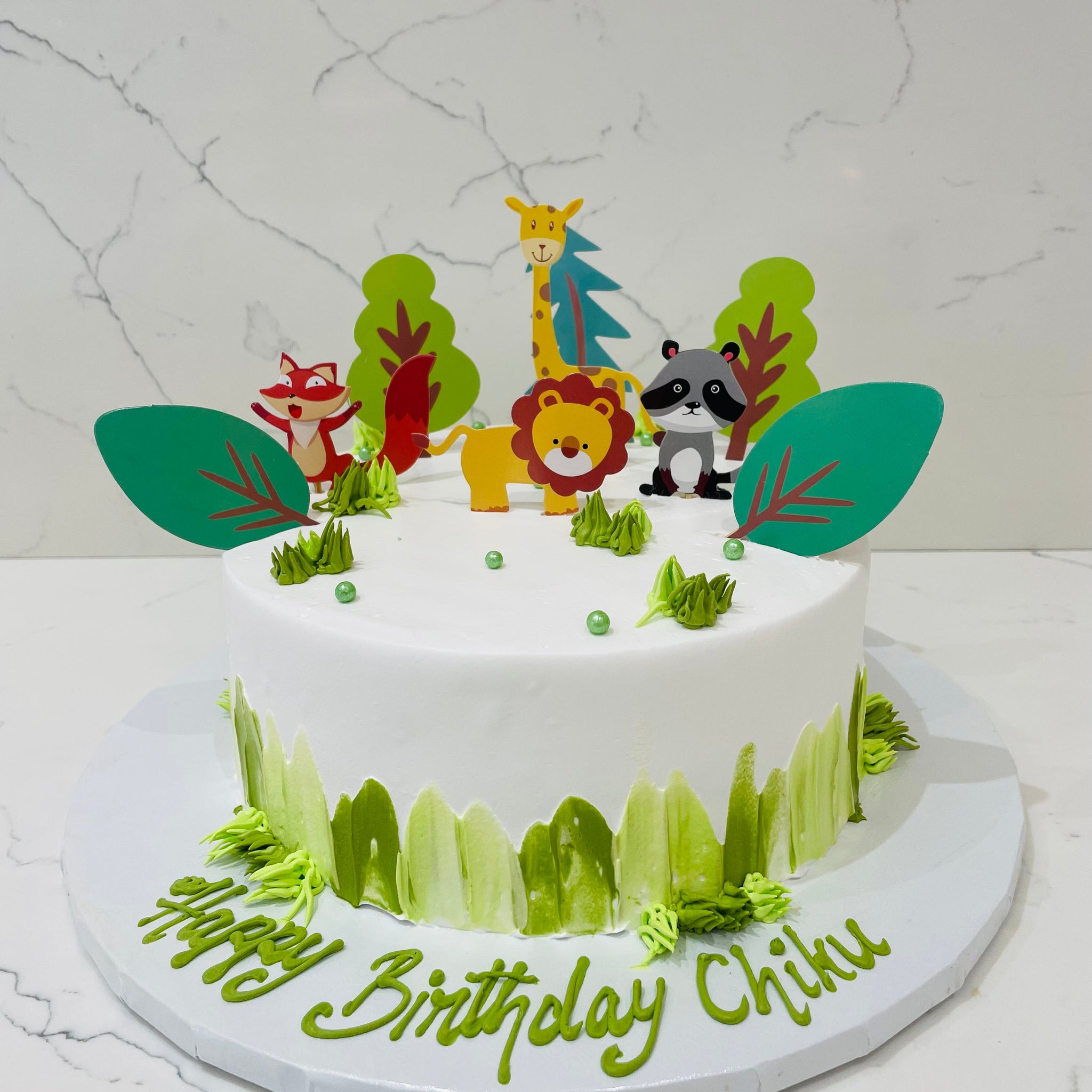 JUNGLE ANIMAL SAFARI CREAM CAKE