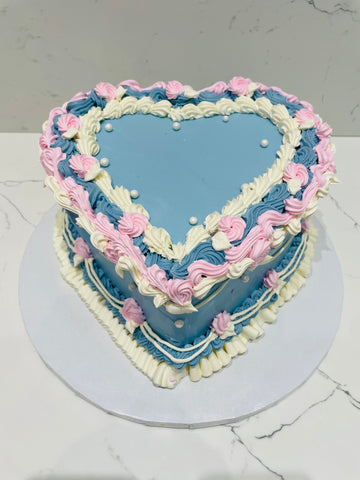 Saisha Vintage Heart Cake