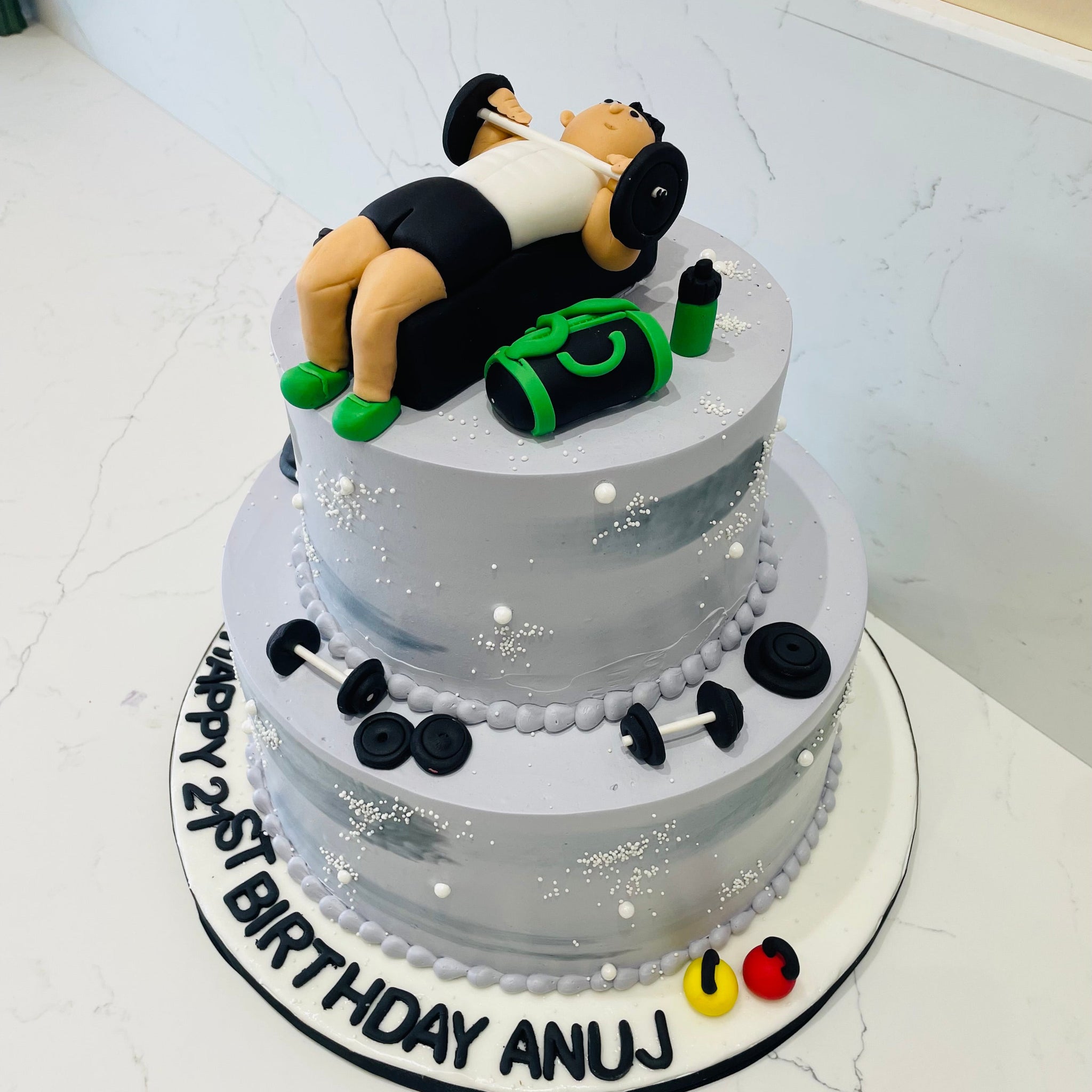 GYM CREAM TIERED CAKE