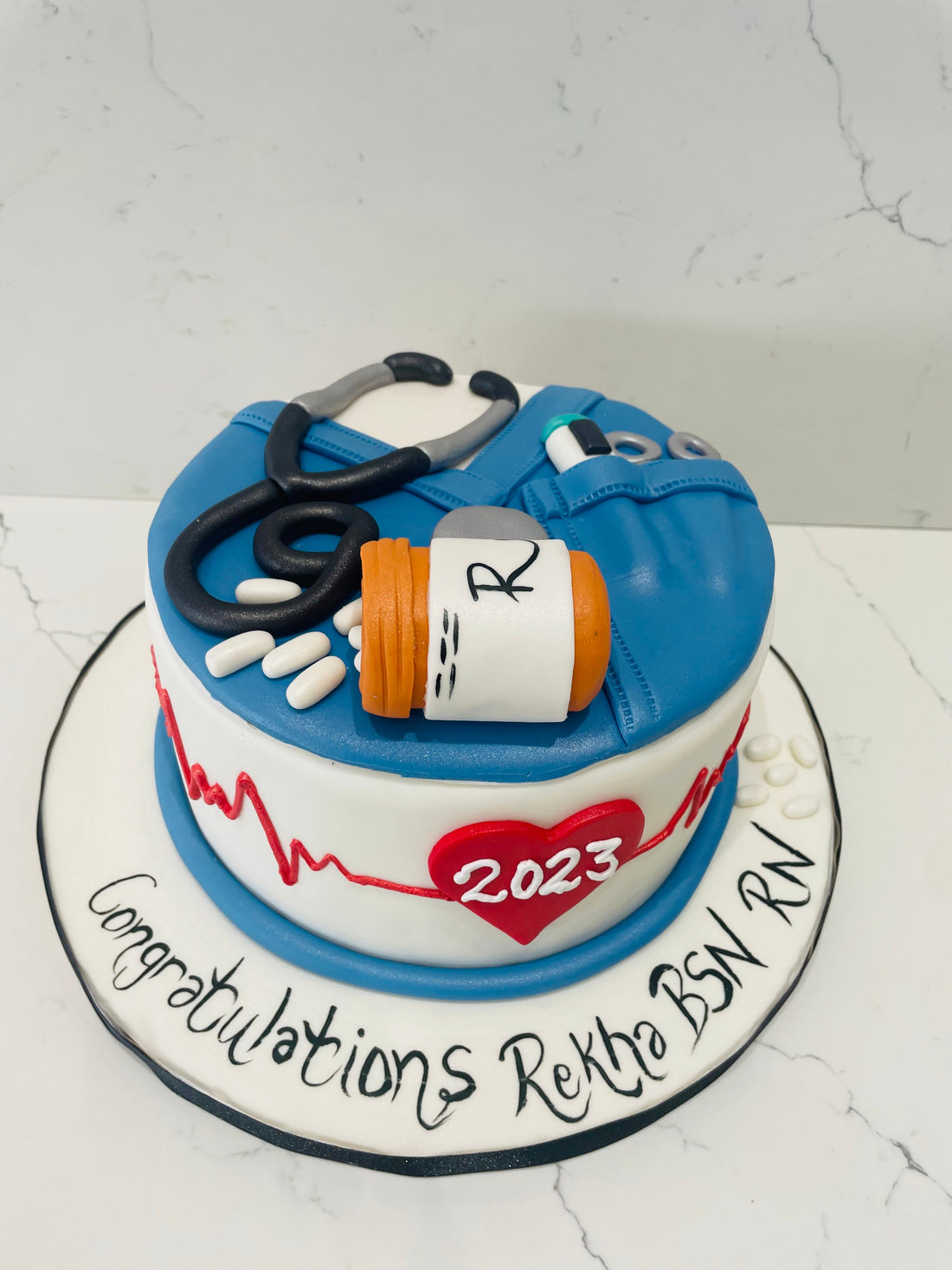 RN DOCTOR THEME FONDANT CAKE