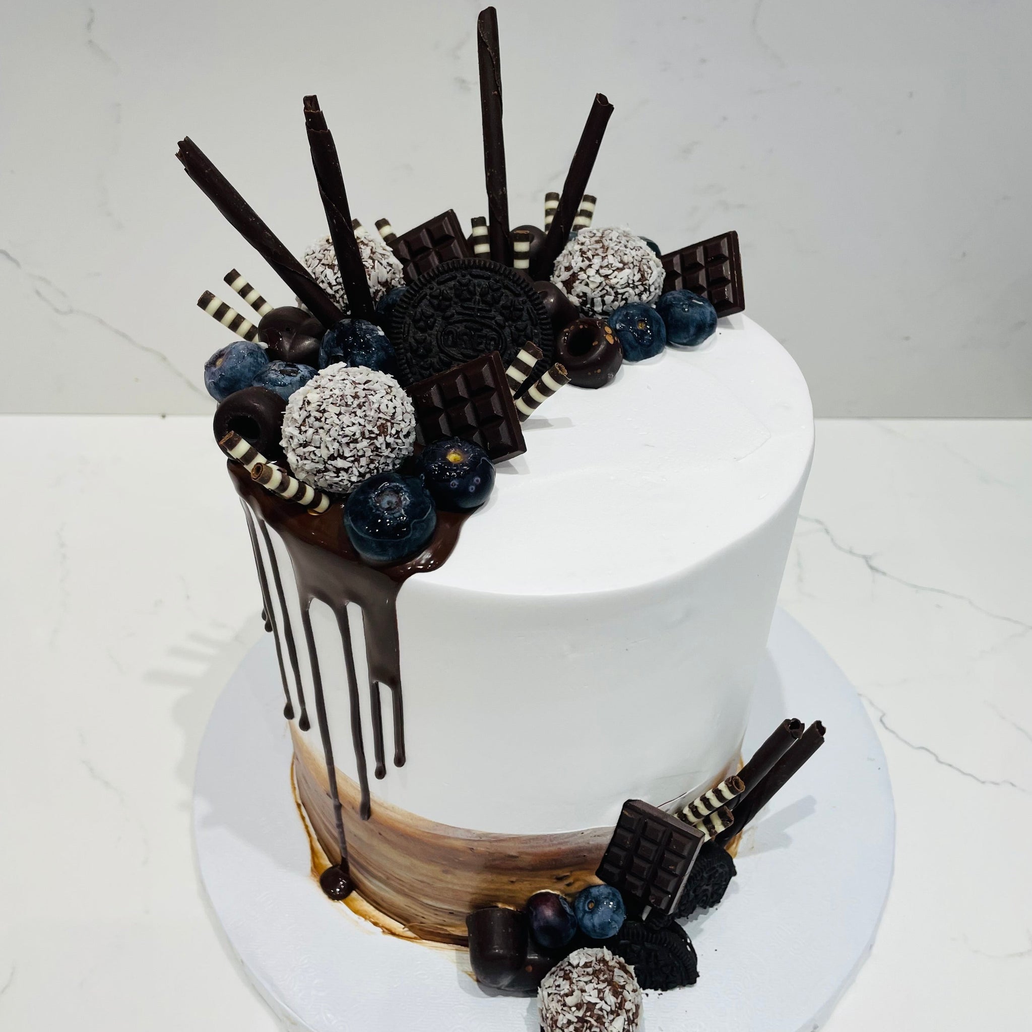 ROBBY CHOCOLATE BIRTHDAY CAKE