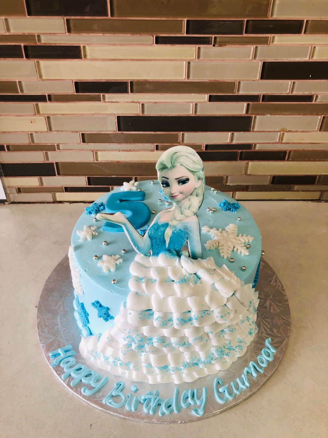 Gurnoor Frozen birthday cake