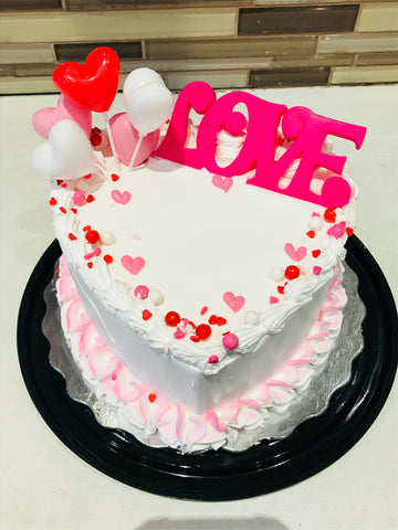 Love Valentine Heart cake