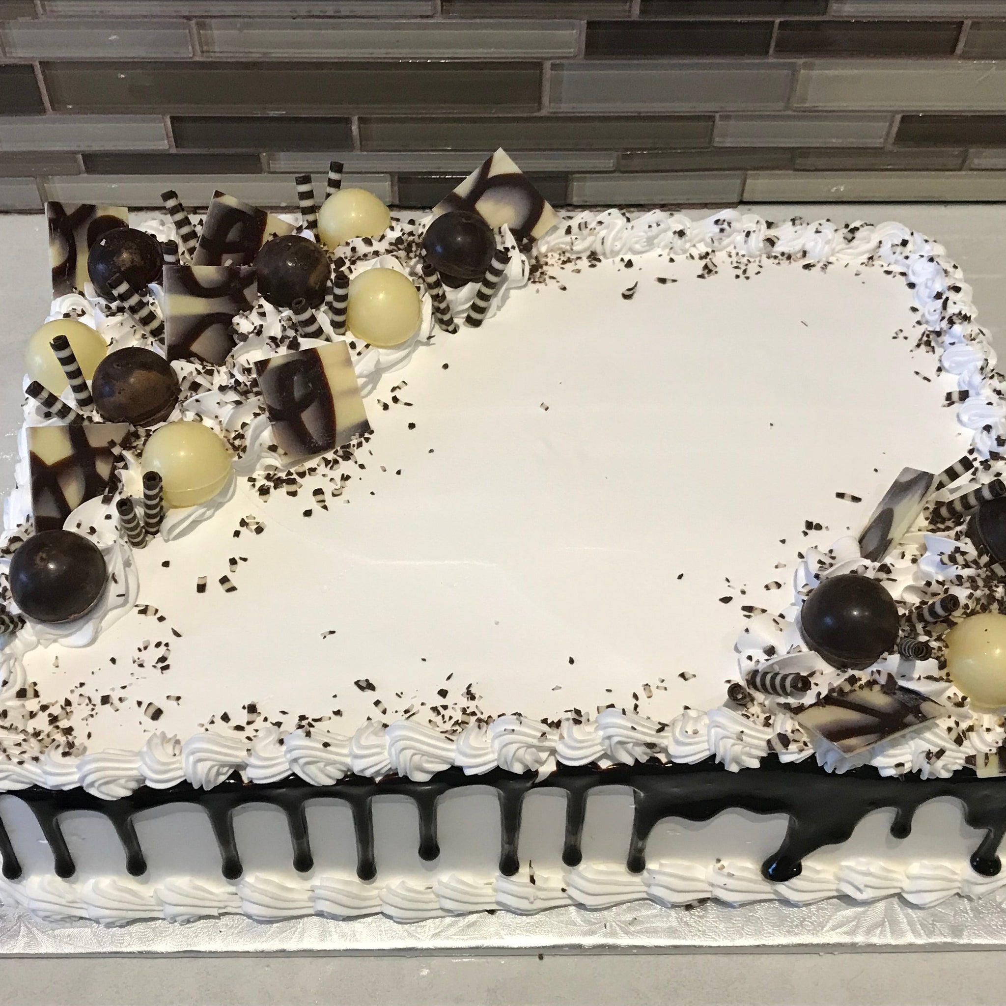 raven chocolate cake