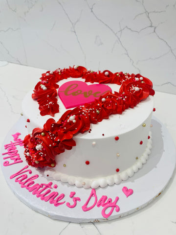 DAVID LOVE VALENTINE CAKE