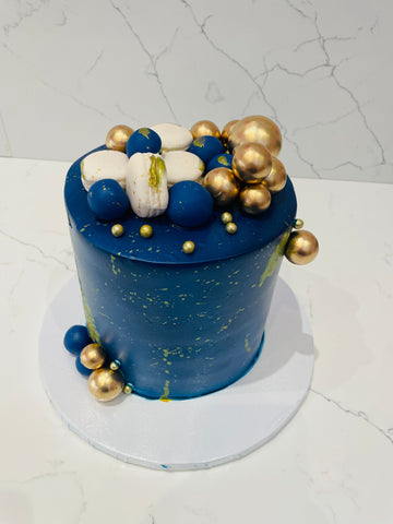 NICK BLUE AND GOLD BIRTHDAY CAKE