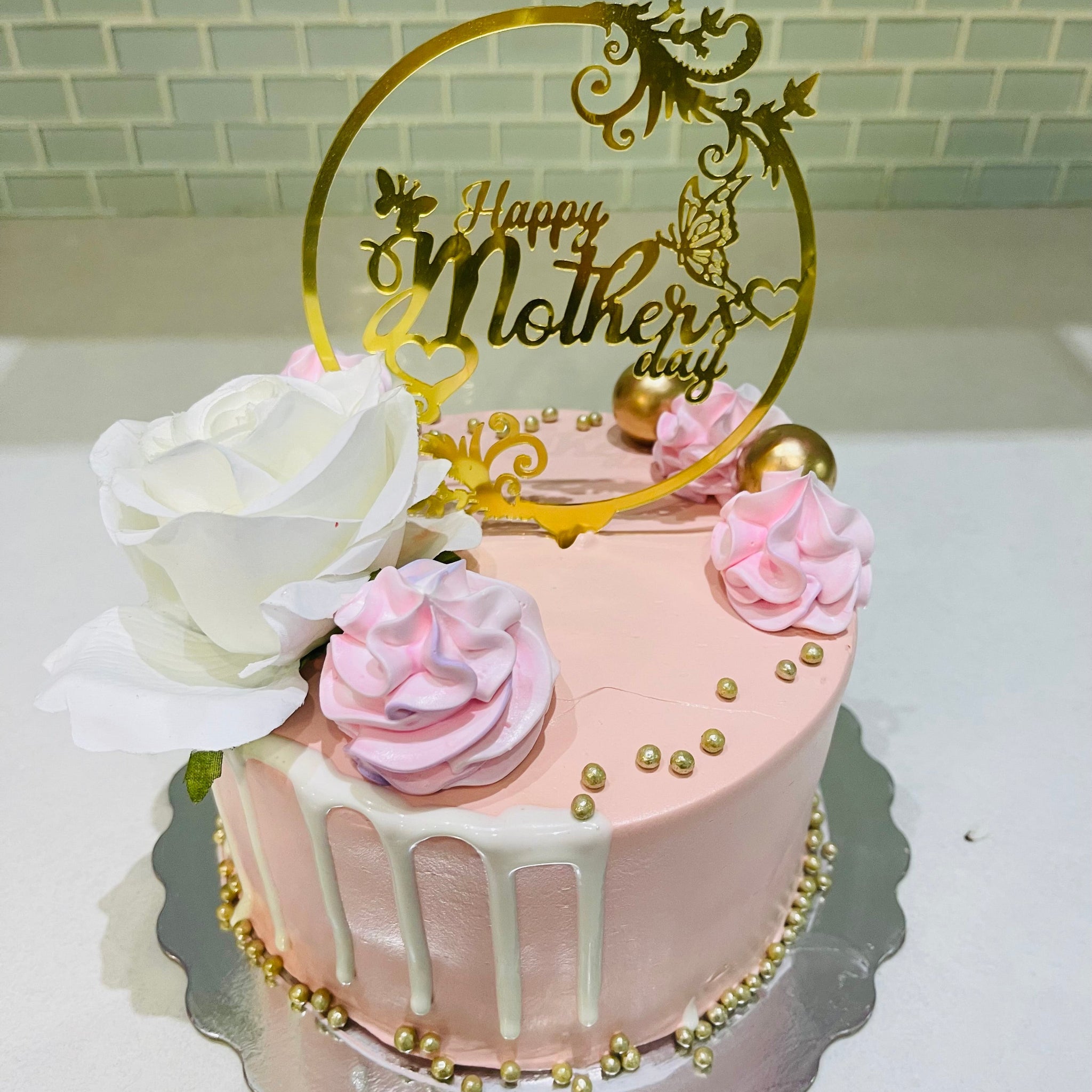 GOLD FLORAL MOTHER'S DAY CAKE