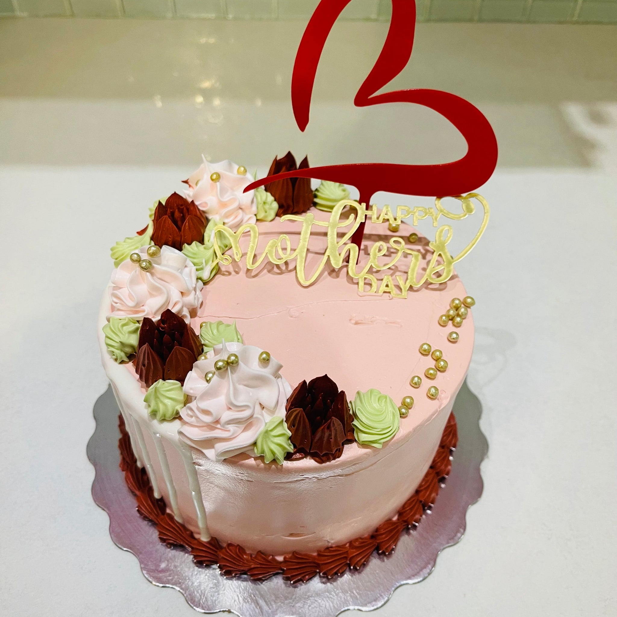 ROSE GOLD MOTHER'S DAY CAKE