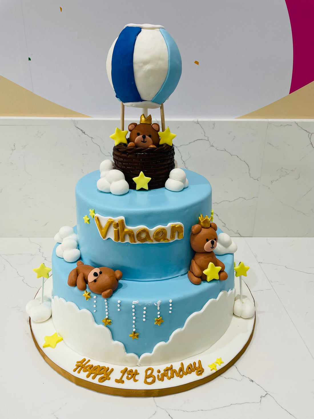 HOT AIR BALLOON TIERED FONDANT CAKE