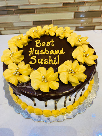 MUSTARD FLORAL CAKE