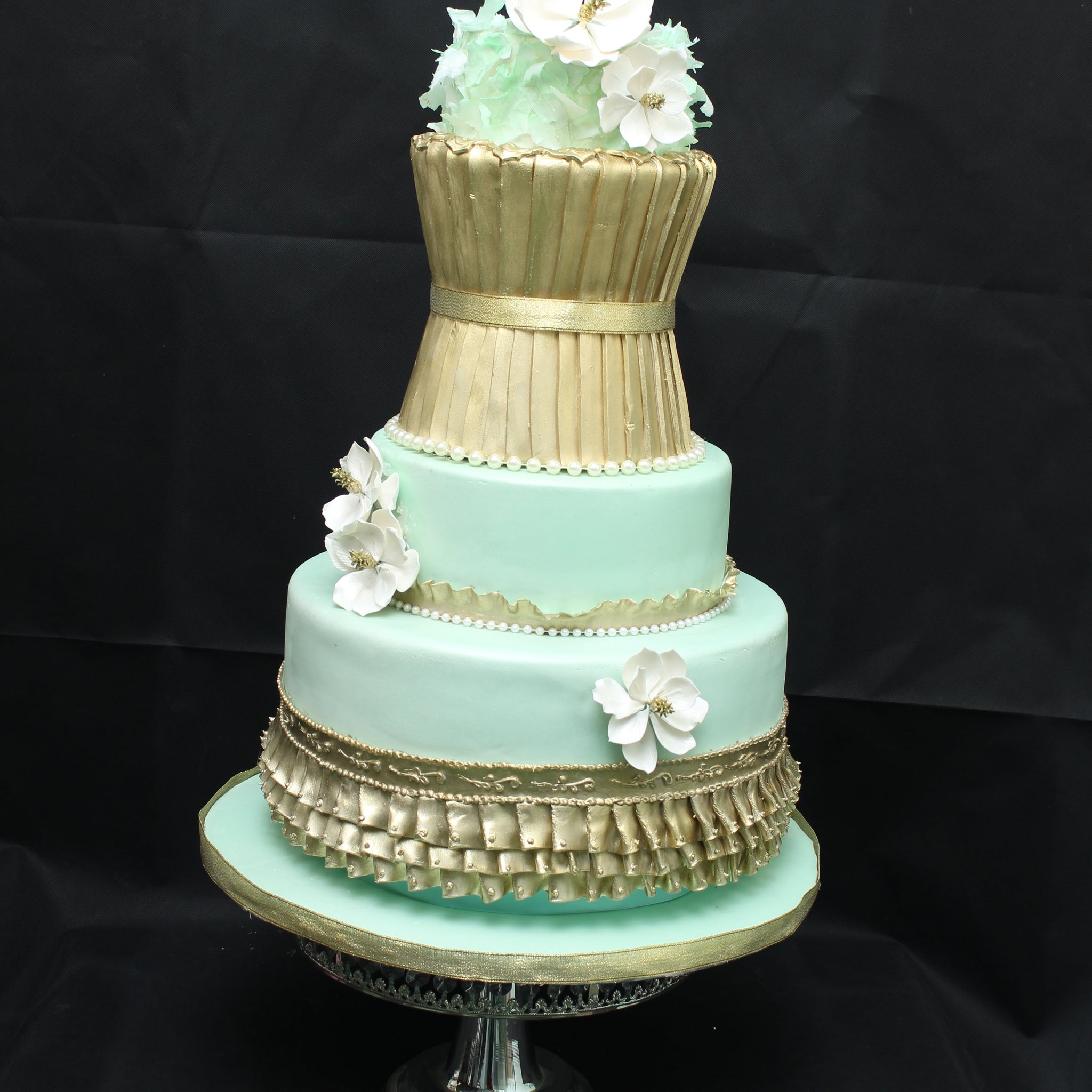 Dimple Wedding Cake