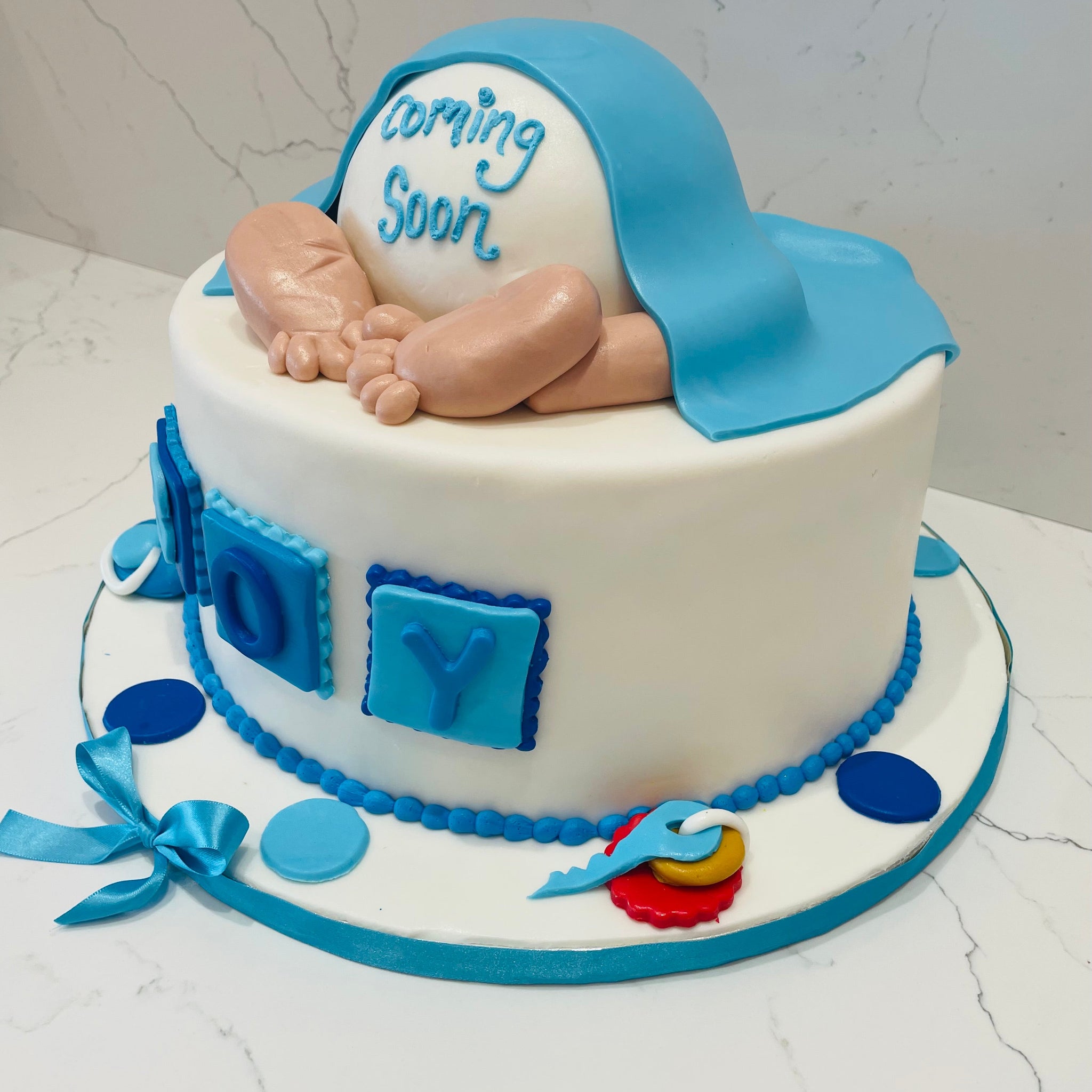 Crawling Baby Shower Fondant  Cake