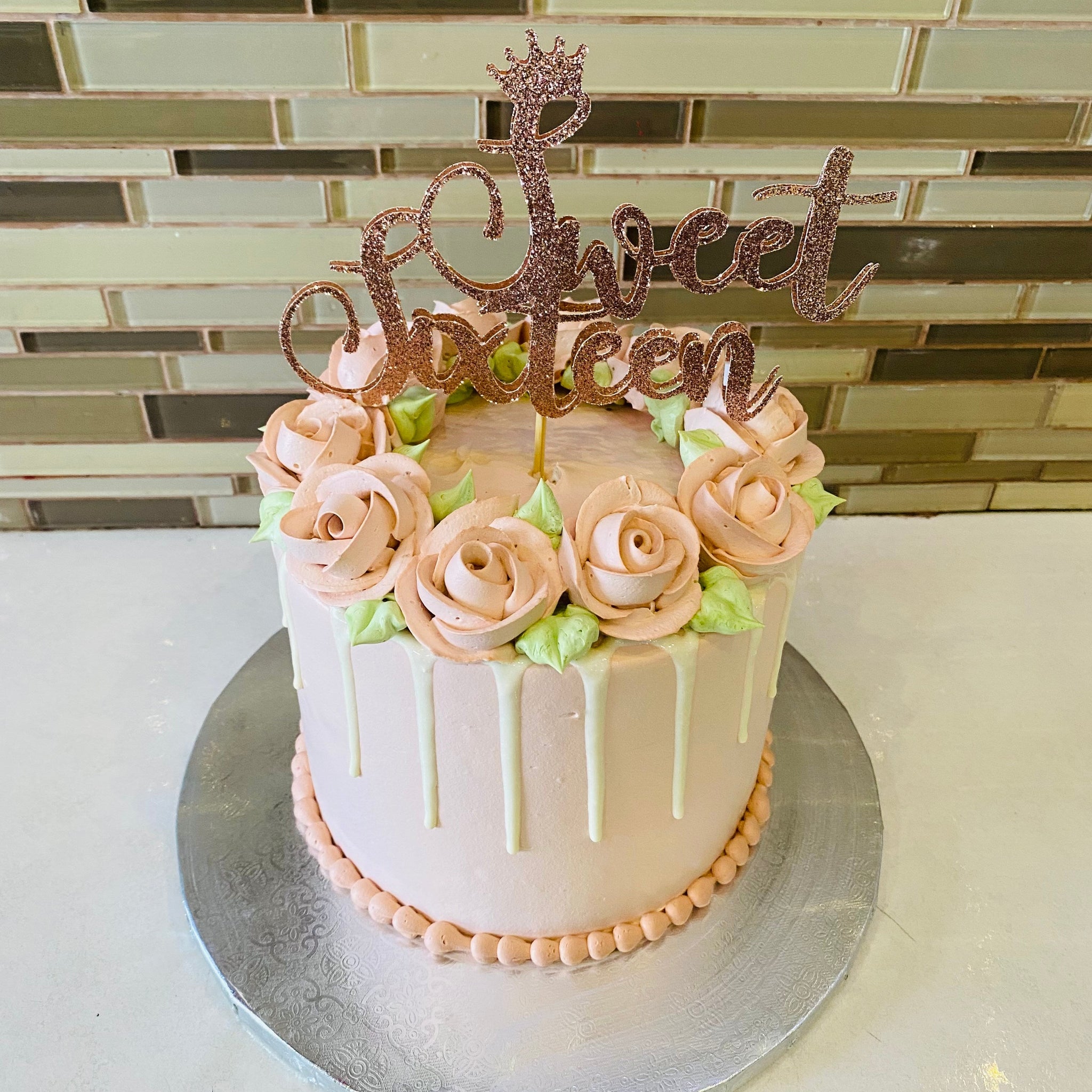 ANAMIKA SWEET SIXTEEN CREAM CAKE