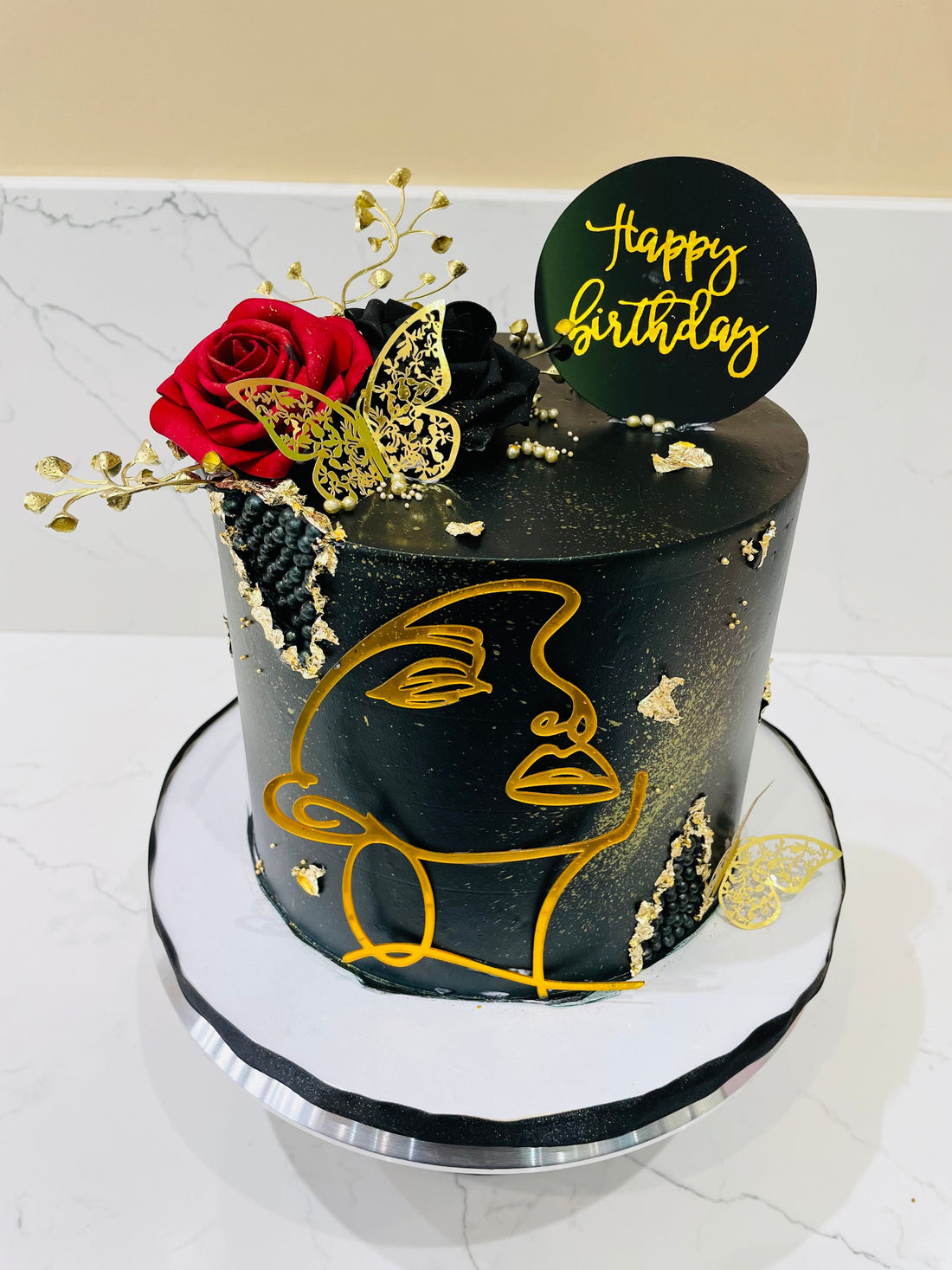 LADY FACE BLACK & GOLD CREAM CAKE