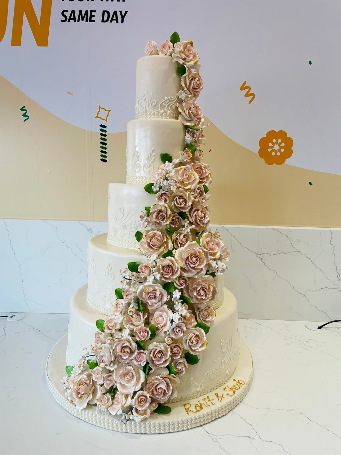 ROHIT & SHUB FONDANT WEDDING CAKE