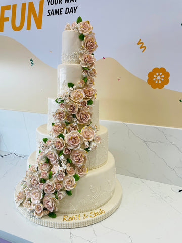 ROHIT & SHUB FONDANT WEDDING CAKE