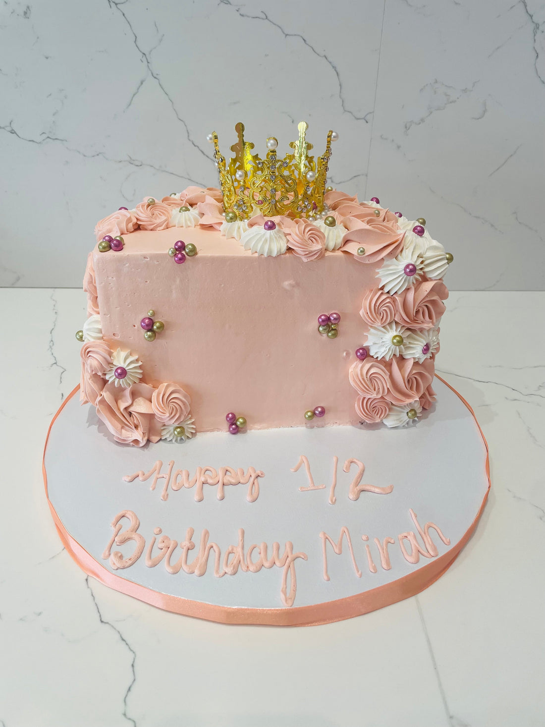 MIRAH HALF CREAM CAKE