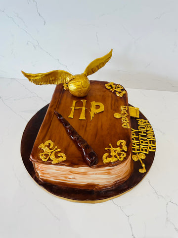 HARRY POTTER BOOK FONDANT CAKE