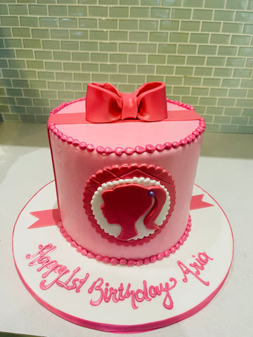 BARBIE FONDANT CAKE