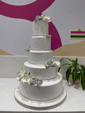 Evelyn WHITE & SILVER WEDDING CAKE