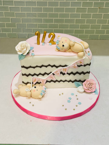 BABY TEDDY HALF BIRTHDAY FONDANT CAKE