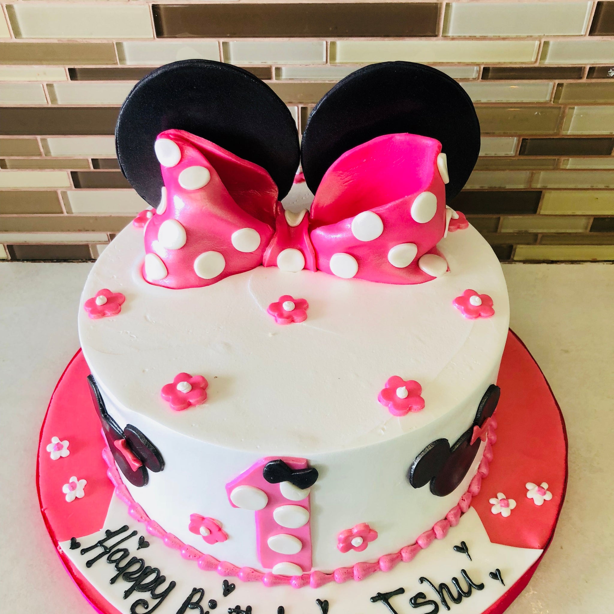 Ishu Minnie Cake