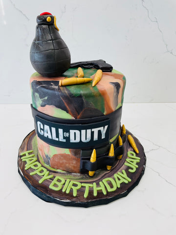 JAP CALL OF DUTY FONDANT CAKE