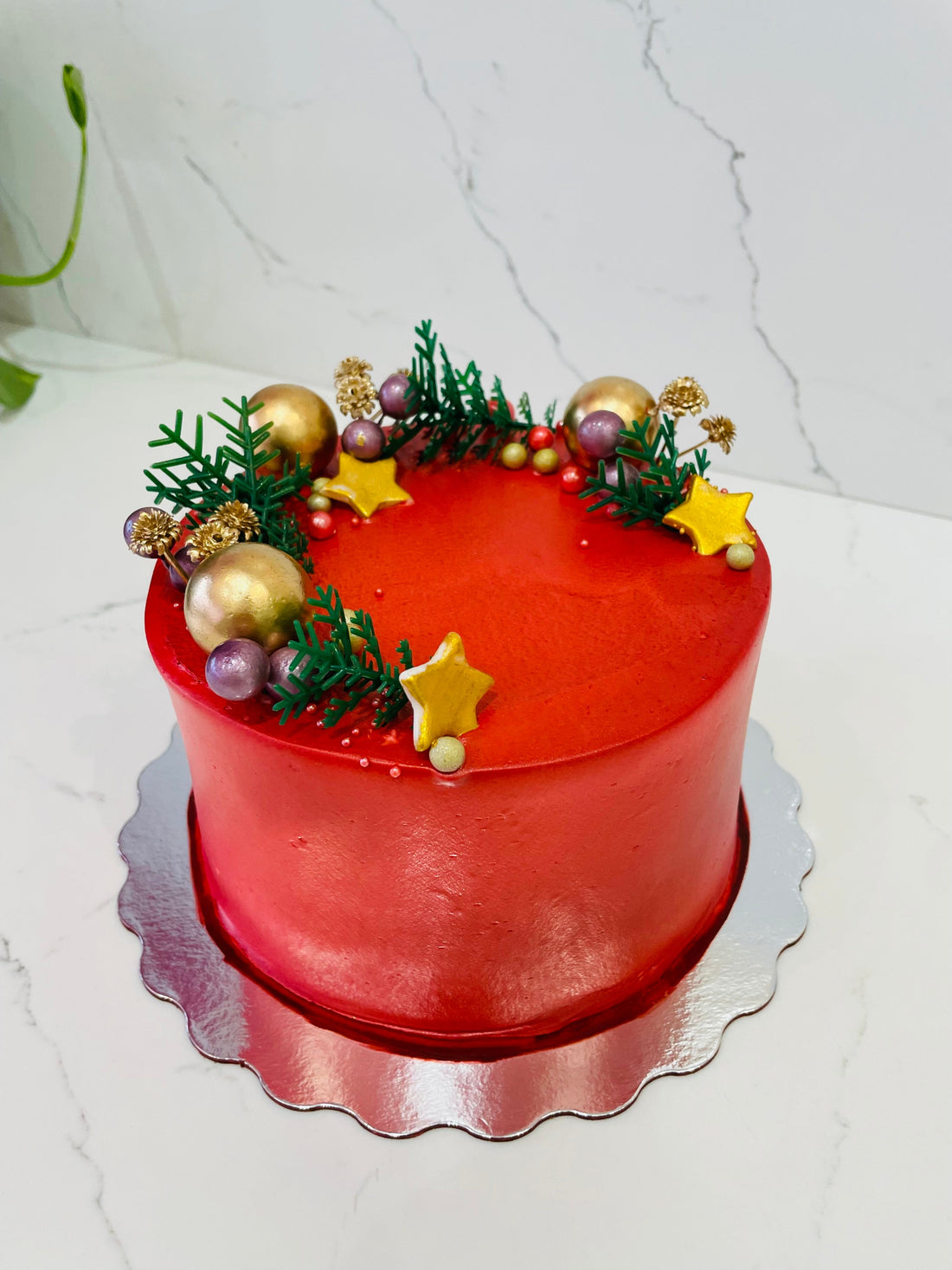 Janelle Christmas Cream Cake