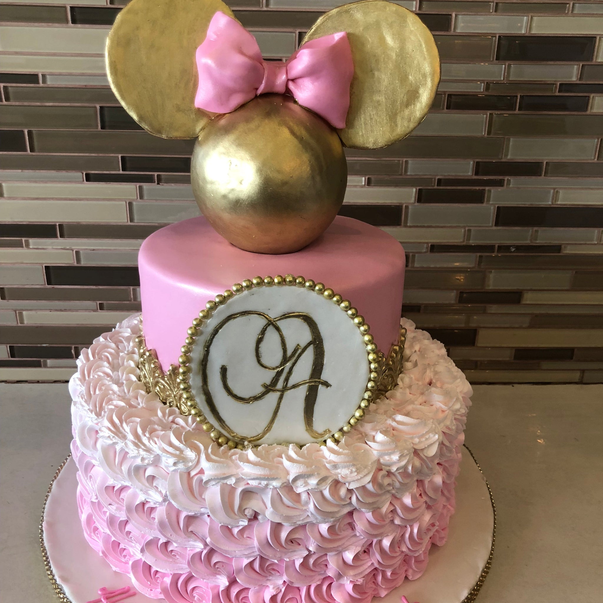 Amyrah Minnie Mouse  Cake