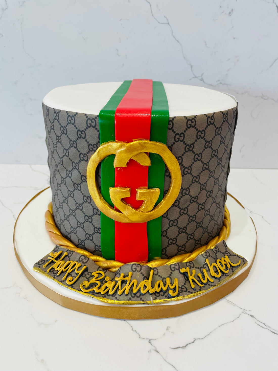 Kuber Gucci Fondant Cake