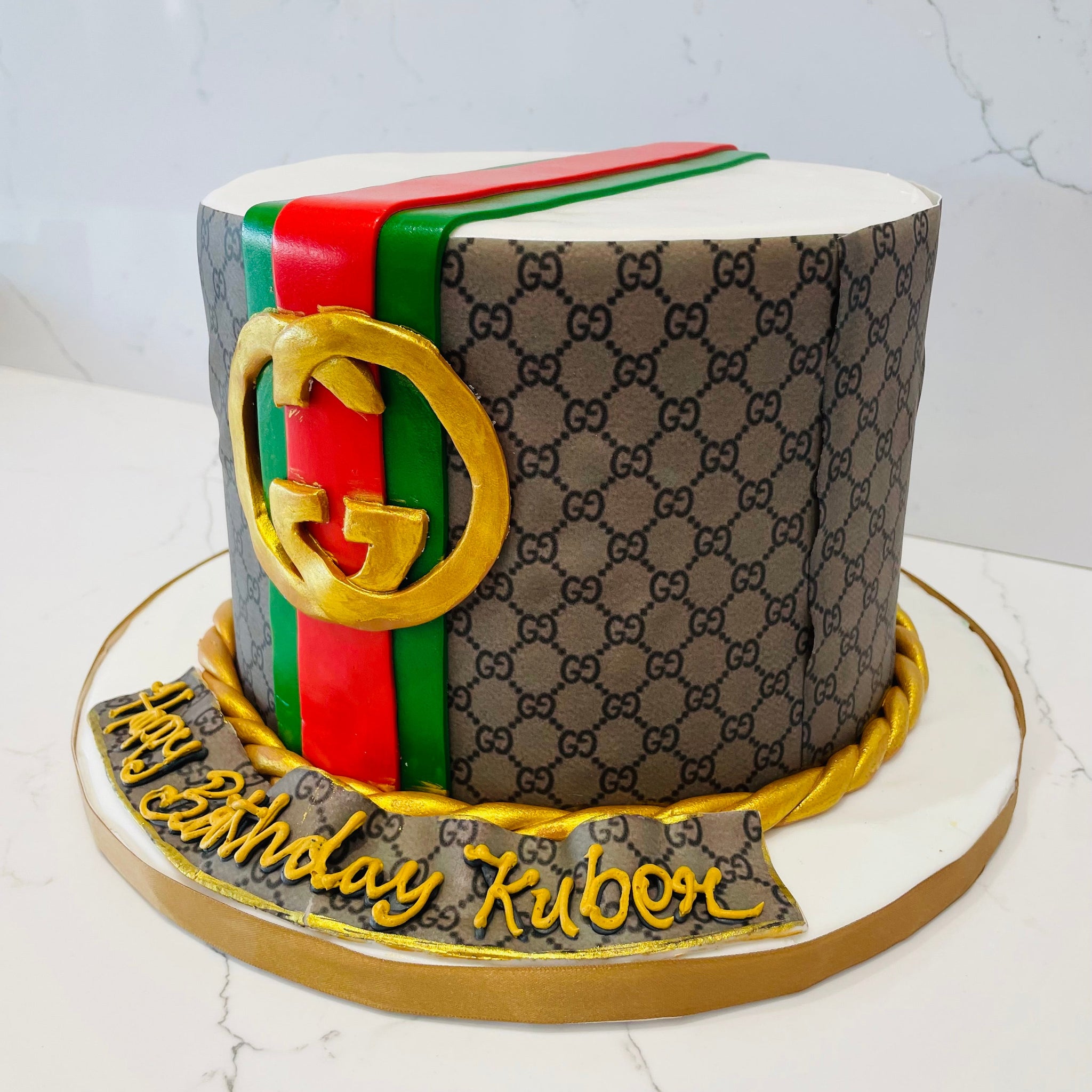 Kuber Gucci Fondant Cake