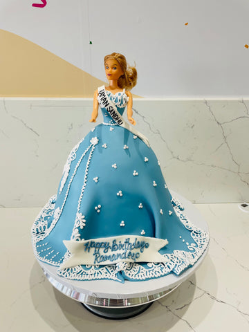 BLUE BARBIE FONDANT CAKE