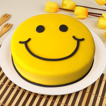 Round Yellow Smiley Theme Cake