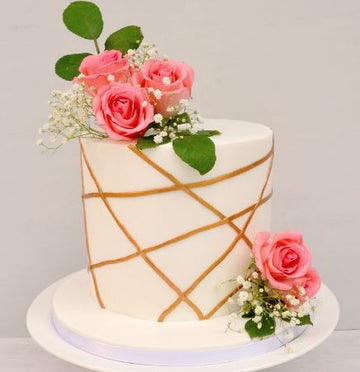 Romantic Theme Cake With Red Rose