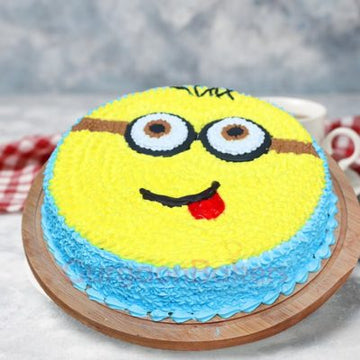 Round Shape Minion Theme Cake