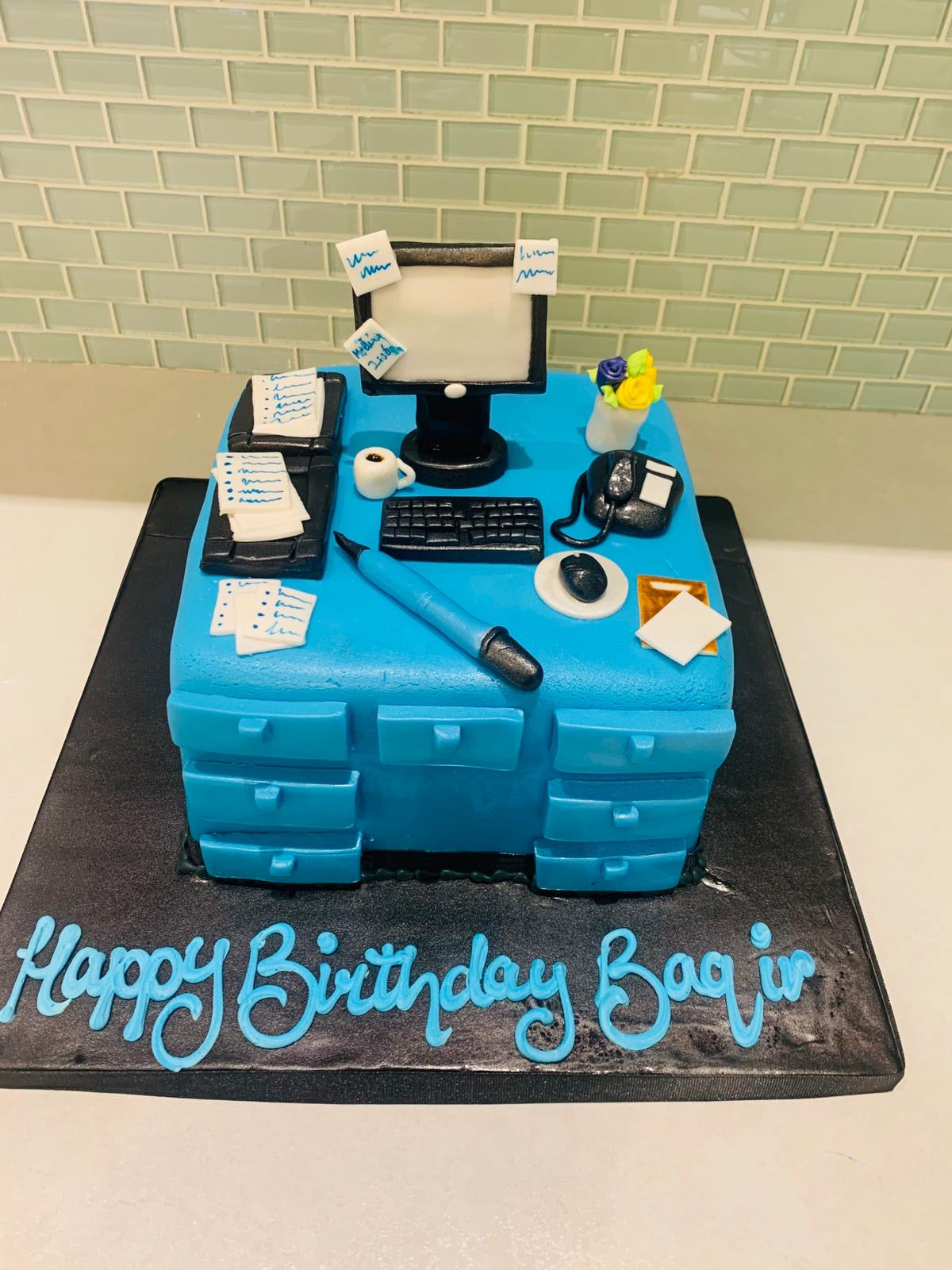 Computer Desk Fondant cake