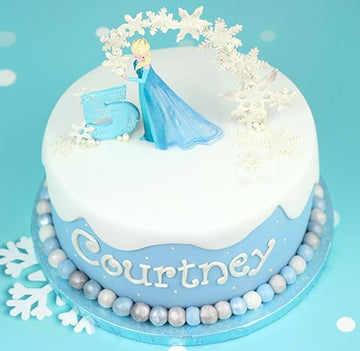 Pearl's And Stars Frozen Elsa Theme Cake