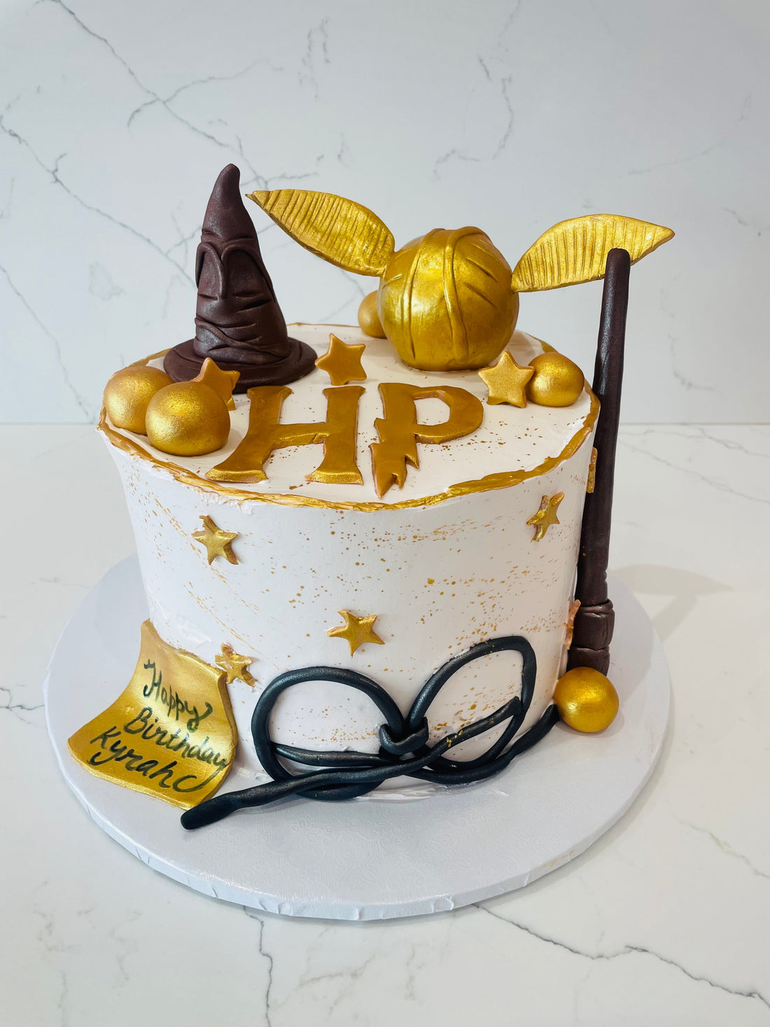 HARRY POTTER CREAM CAKE