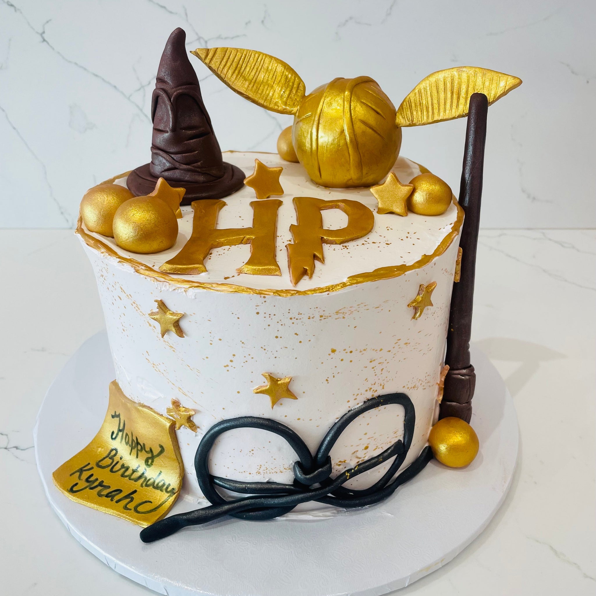 HARRY POTTER CREAM CAKE