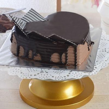 Heart Shape Chocolate Cake