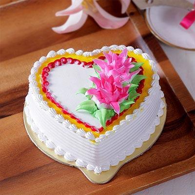 Heart Shape Pineapple With Roses