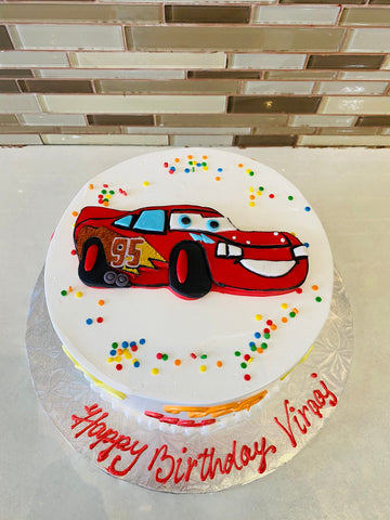 MCQUEEN CAR BIRTHDAY CAKE