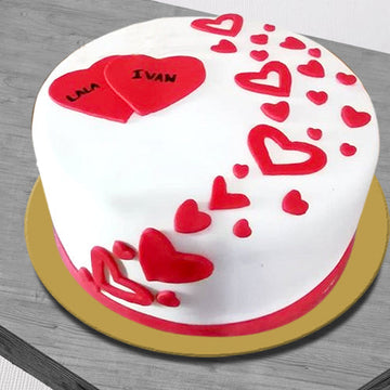 Round Romantic Themecake For Lovers