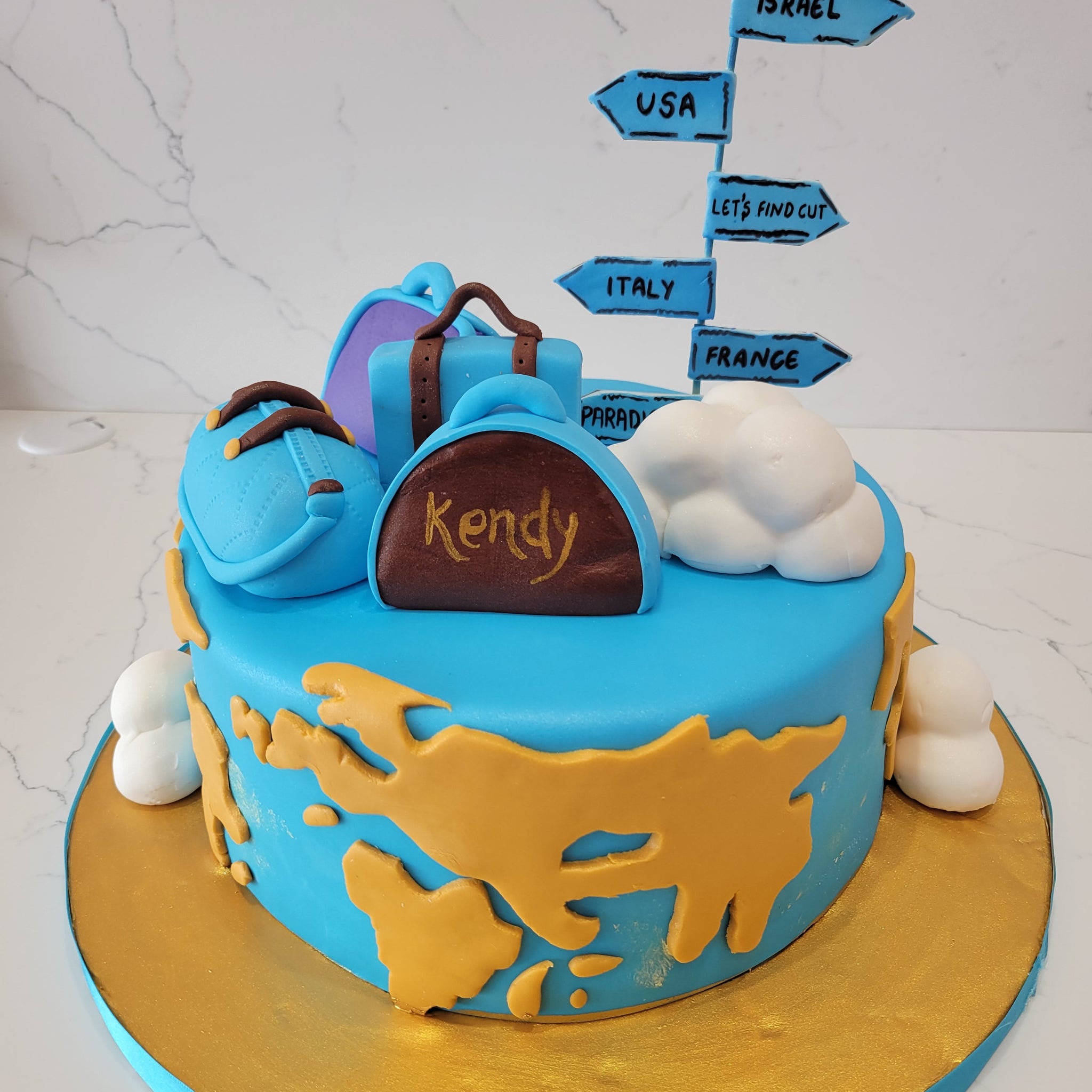 TRAVEL THEME FONDANT CAKE